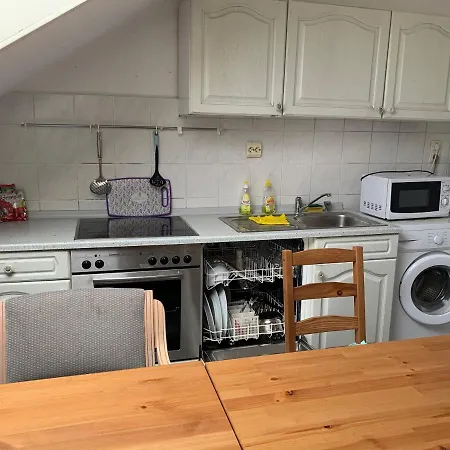 First Floor Laatzen 하노버